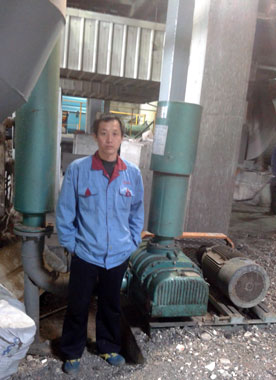 浙江金華羅茨風(fēng)機(jī)現(xiàn)場(chǎng) 浙江金華羅茨風(fēng)機(jī)現(xiàn)場(chǎng)