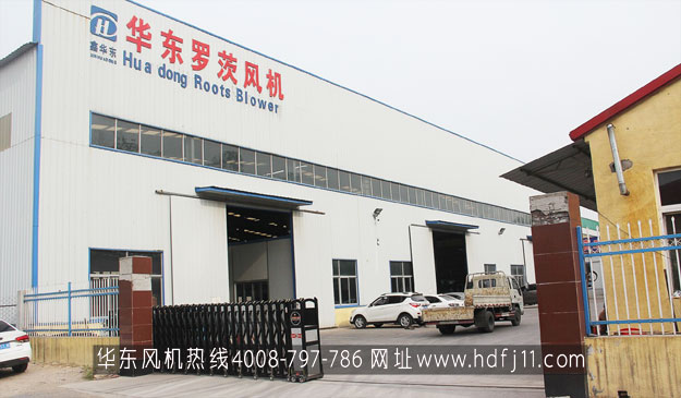 華東風(fēng)機(jī)大門.jpg 華東風(fēng)機(jī)大門.jpg